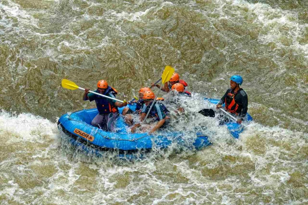 Rafting: Aventura Transformadora de Estratégia e Performance!